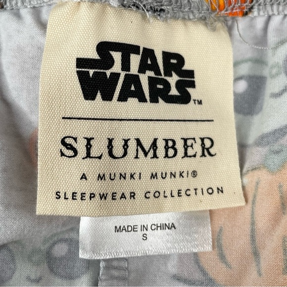 Star Wars The Mandalorian Baby Yoda Halloween Pajamas Gray Orange Size Small - Picture 5 of 8